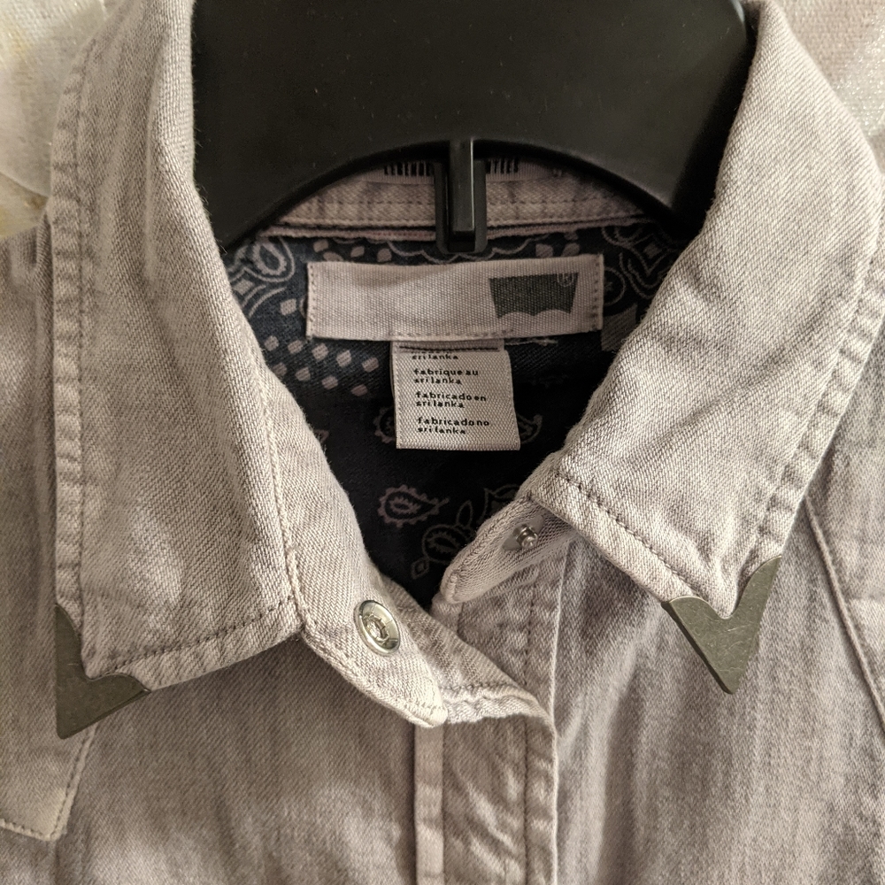 Levi's Button Up - image 4